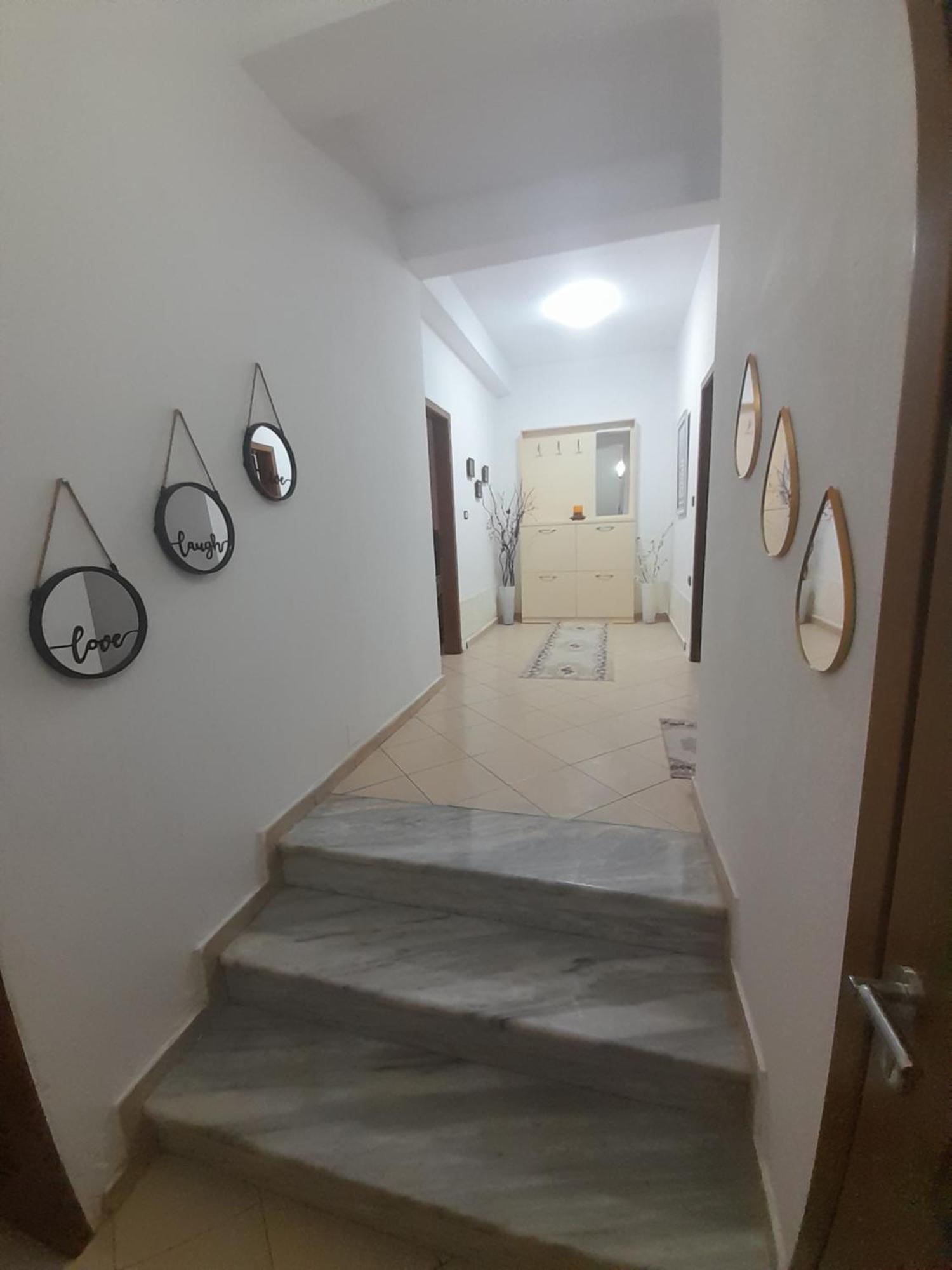 George 1 Apartment Gjirokaster Exterior photo